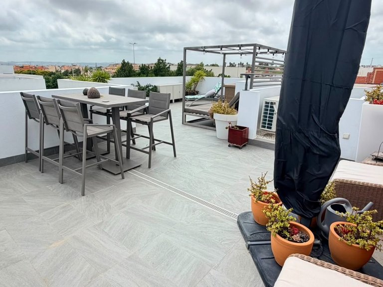Villa for Sale in Los Montesinos, Alicante 39