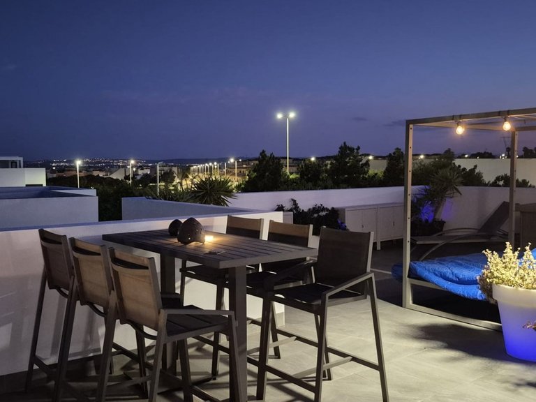Villa for Sale in Los Montesinos, Alicante 46