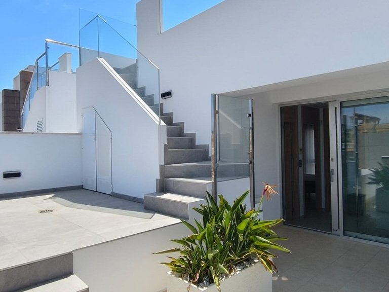 Villa for Sale in Guardamar Del Segura, Alicante 26