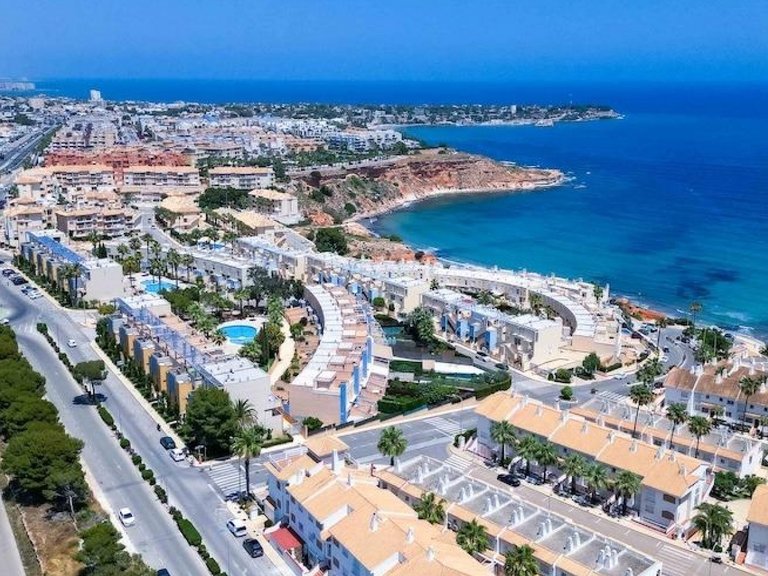 Town House for Sale in Orihuela Costa, Alicante 32
