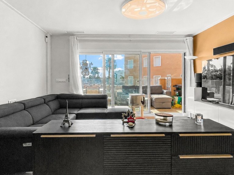 Apartment for Sale in Costa Blanca Guardamar Del Segura, Alicante 4