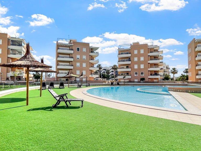Apartment for Sale in Costa Blanca Guardamar Del Segura, Alicante 1