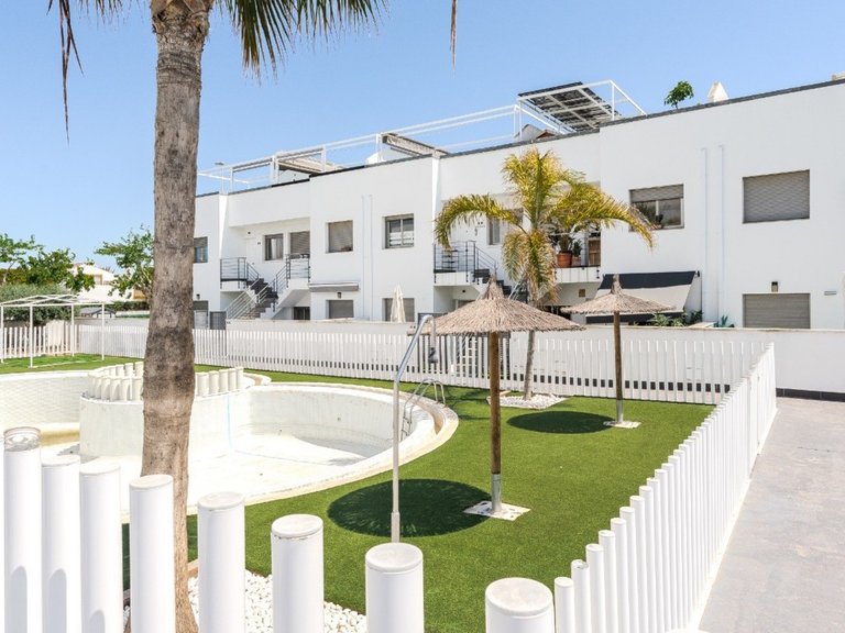Apartment for Sale in Torre De La Horadada, Alicante 1