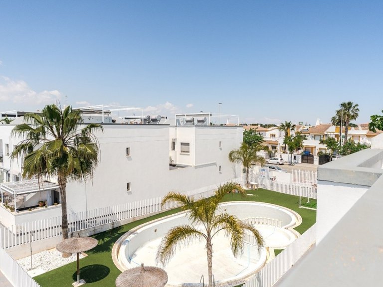 Apartment for Sale in Torre De La Horadada, Alicante 23