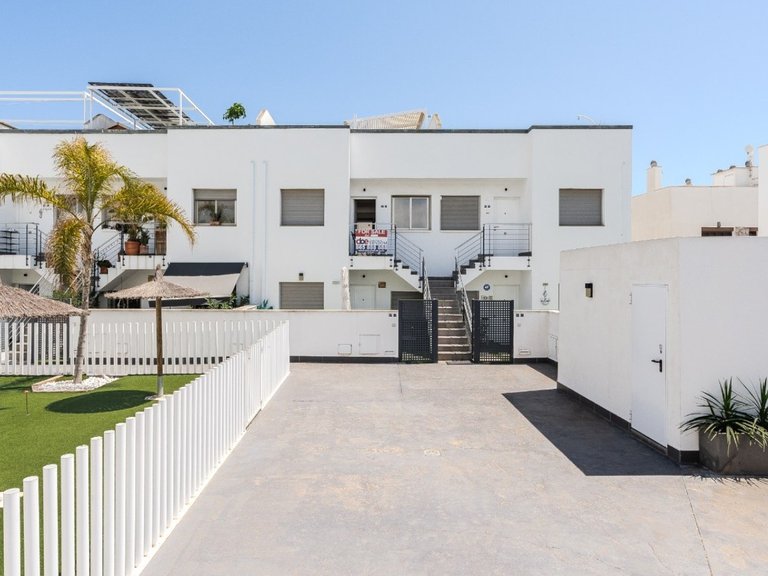 Apartment for Sale in Torre De La Horadada, Alicante 27