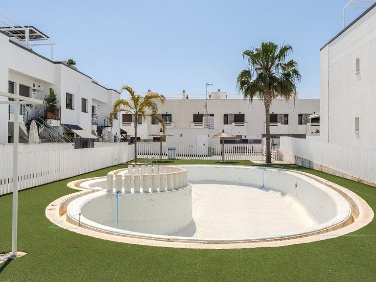 Apartment for Sale in Torre De La Horadada, Alicante 29