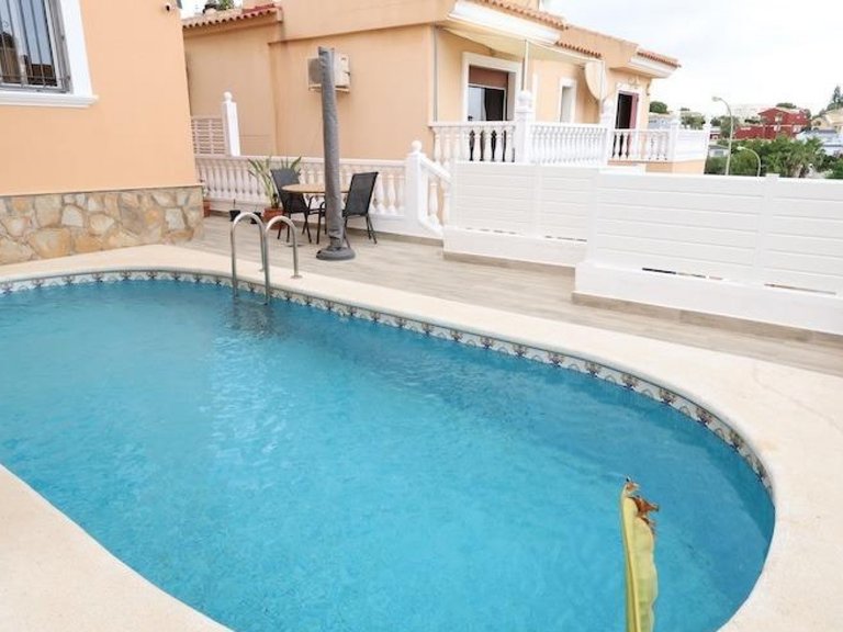 Villa for Sale in San Miguel De Salinas, Alicante 29