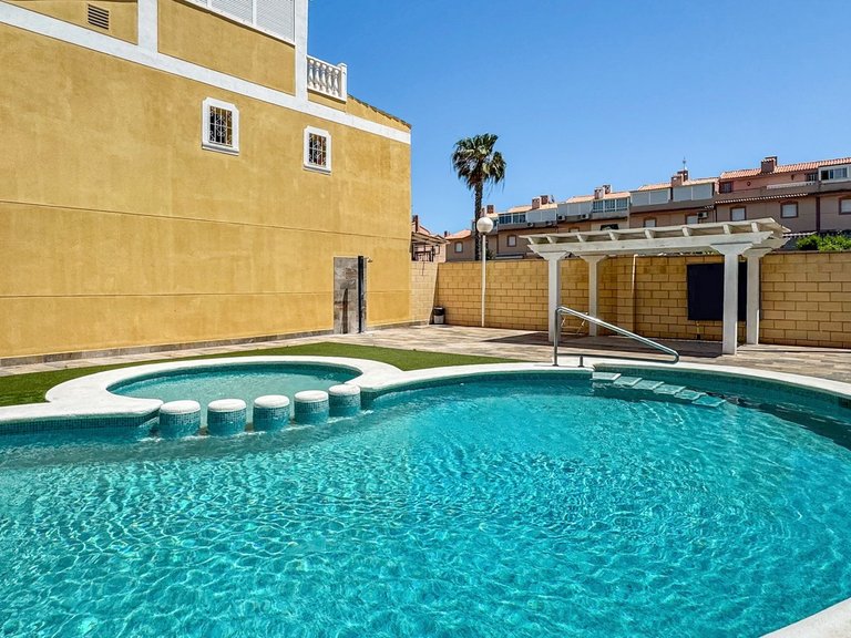 Town House for Sale in Torrevieja, Alicante 10