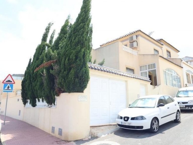 Town House for Sale in Torrevieja, Alicante 17