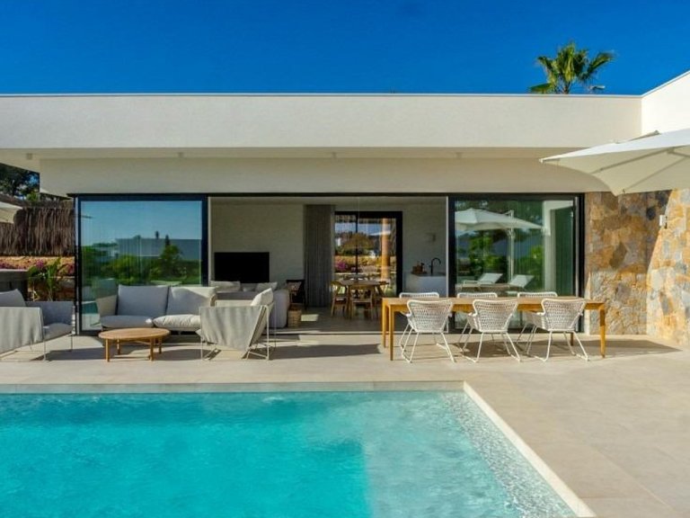 Villa for Sale in Orihuela, Alicante 2