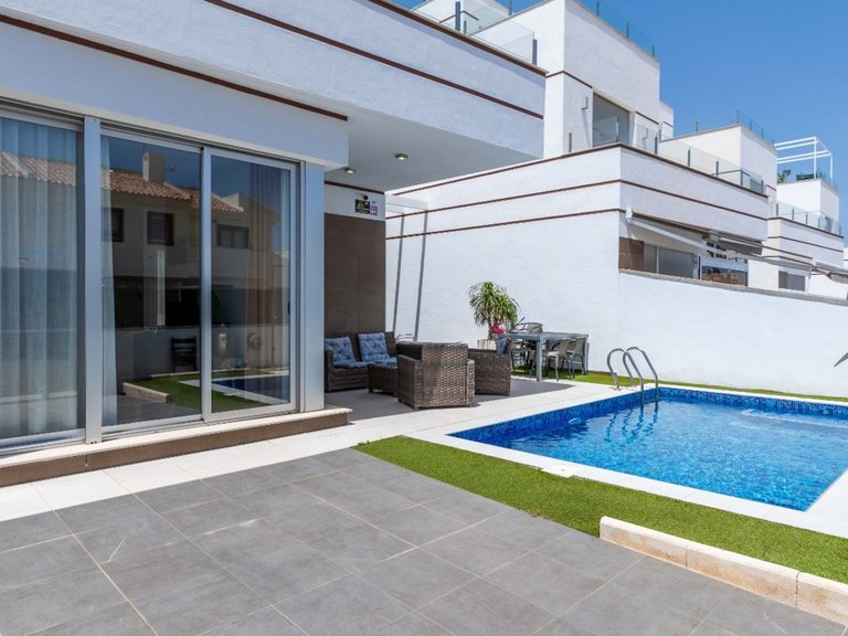Villa for Sale in Ciudad Quesada, Alicante 2