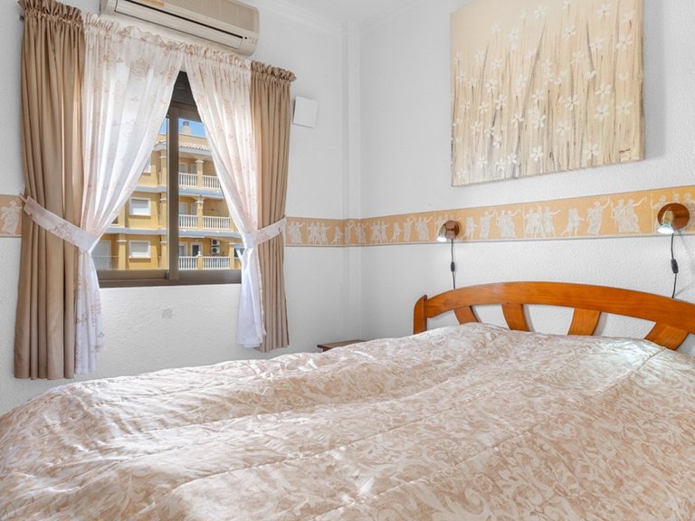 Apartment for Sale in Torrevieja, Alicante 15