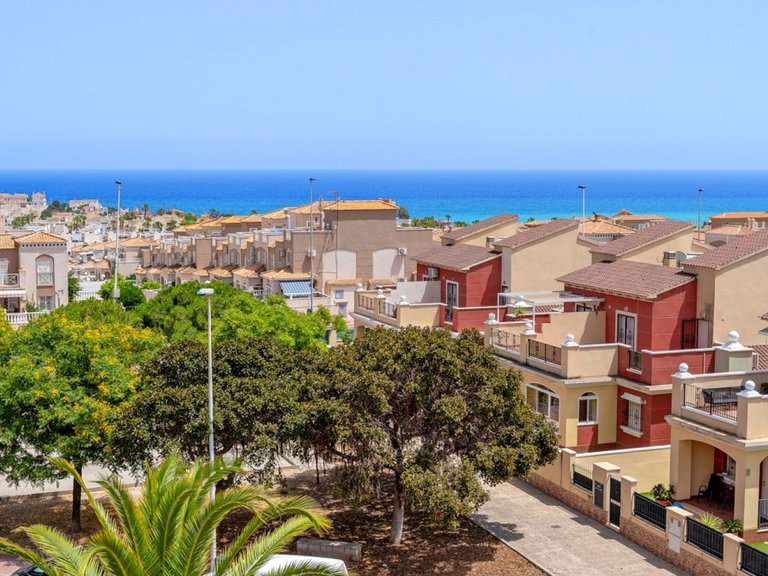 Apartment for Sale in Torrevieja, Alicante 23