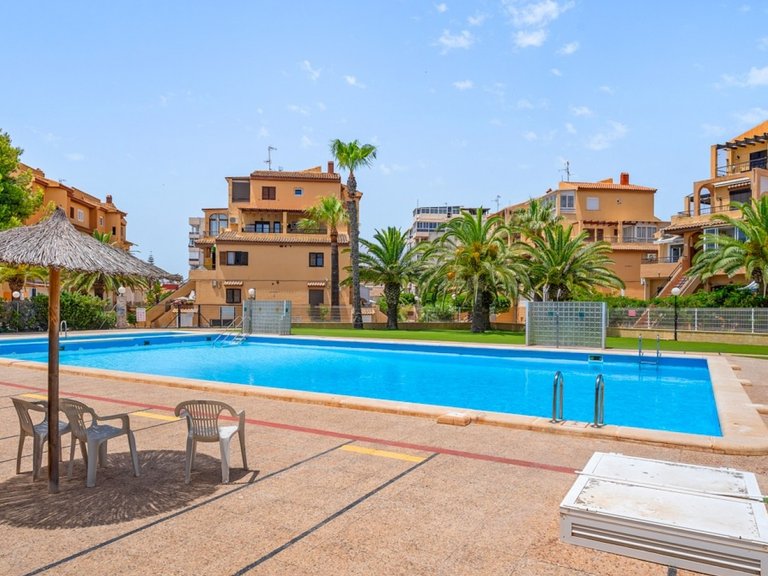 Apartment for Sale in Torrevieja, Alicante 31