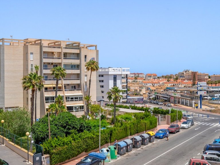 Apartment for Sale in Torrevieja, Alicante 35