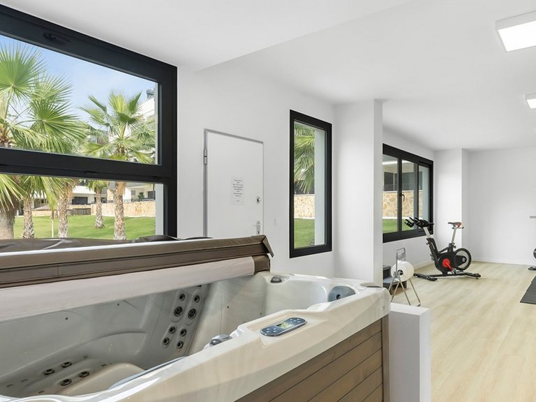Apartment for Sale in Orihuela Costa, Alicante 32