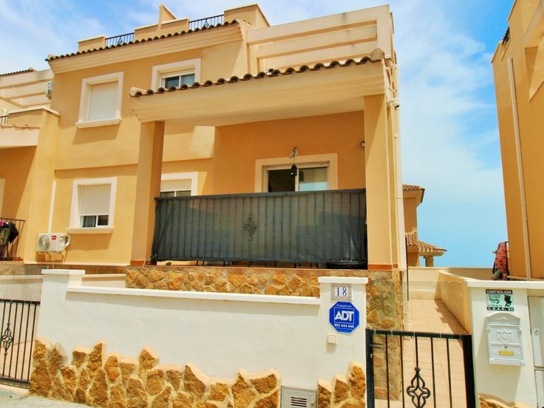 Town House for Sale in San Miguel De Salinas, Alicante 1