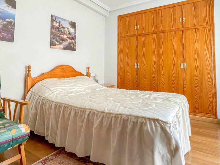Apartment for Sale in Torrevieja, Alicante 14