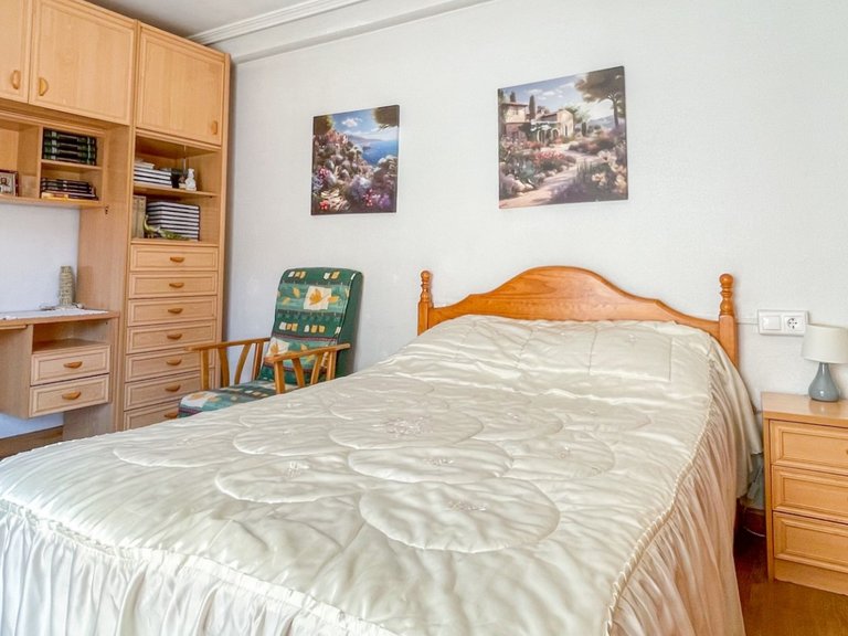 Apartment for Sale in Torrevieja, Alicante 15