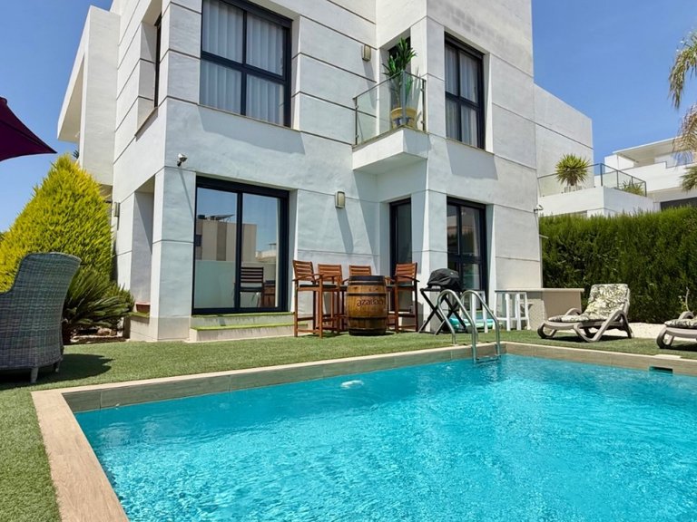 Villa for Sale in Ciudad Quesada, Alicante 9
