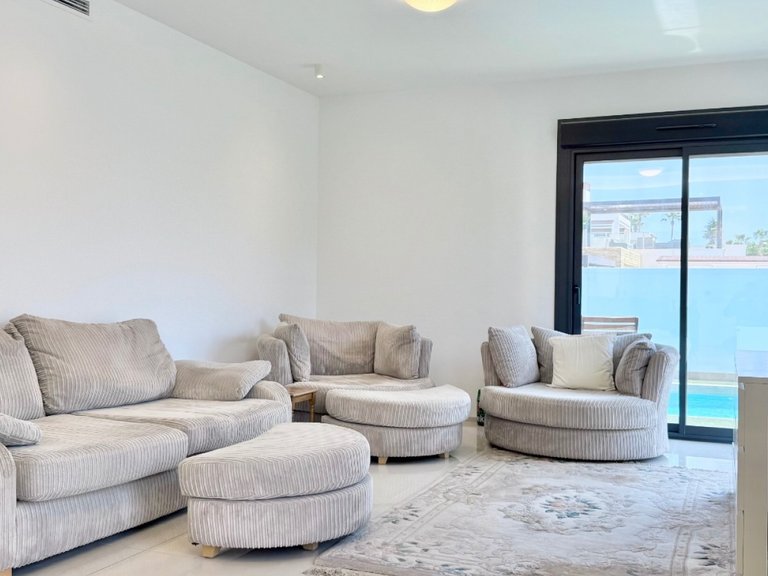 Villa for Sale in Ciudad Quesada, Alicante 11