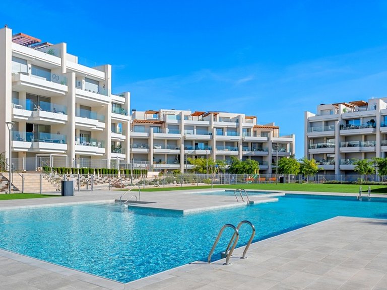 Apartment for Sale in Orihuela Costa, Alicante 2