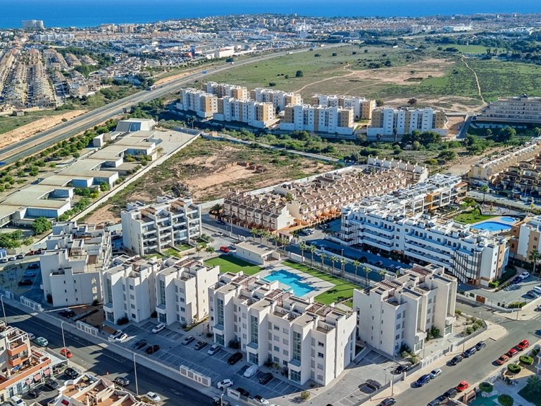 Apartment for Sale in Orihuela Costa, Alicante 31