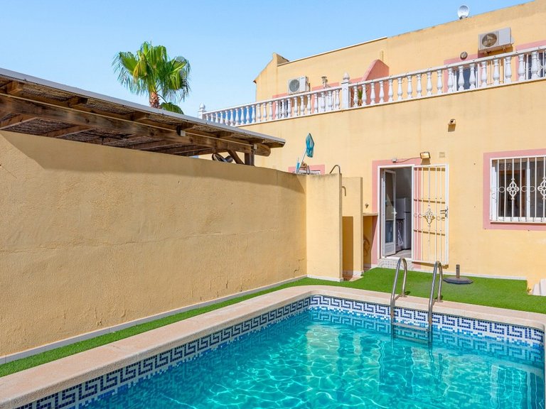 Villa for Sale in Orihuela Costa, Alicante 2