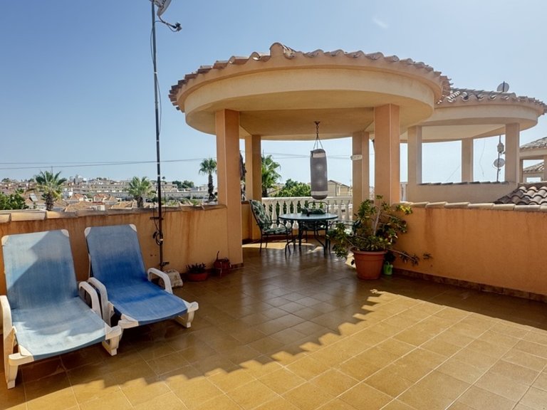 Villa for Sale in Orihuela Costa, Alicante 4