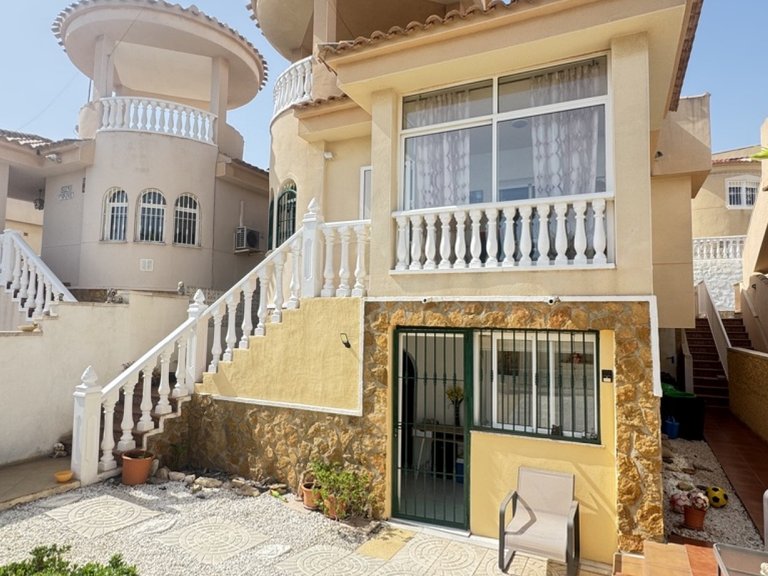 Villa for Sale in Orihuela Costa, Alicante 26