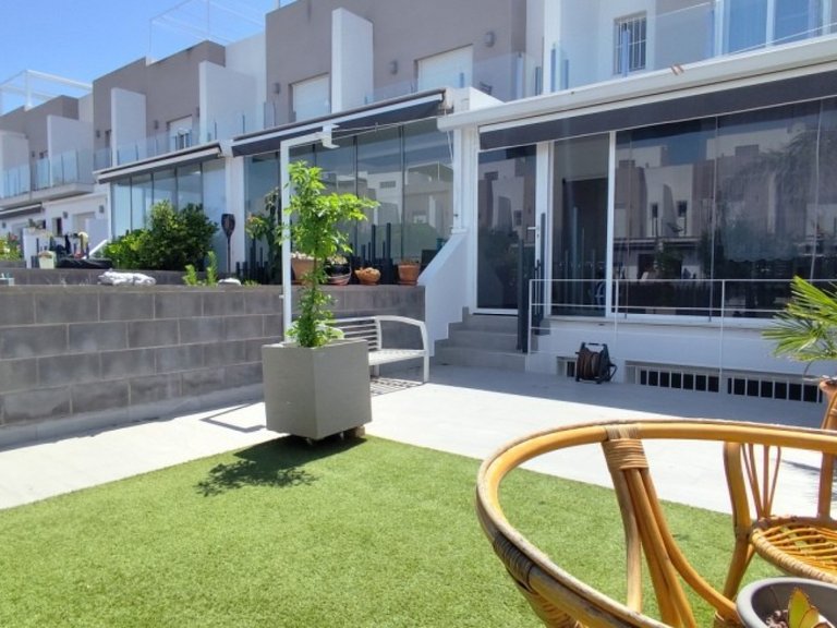 Town House for Sale in Torrevieja, Alicante 1