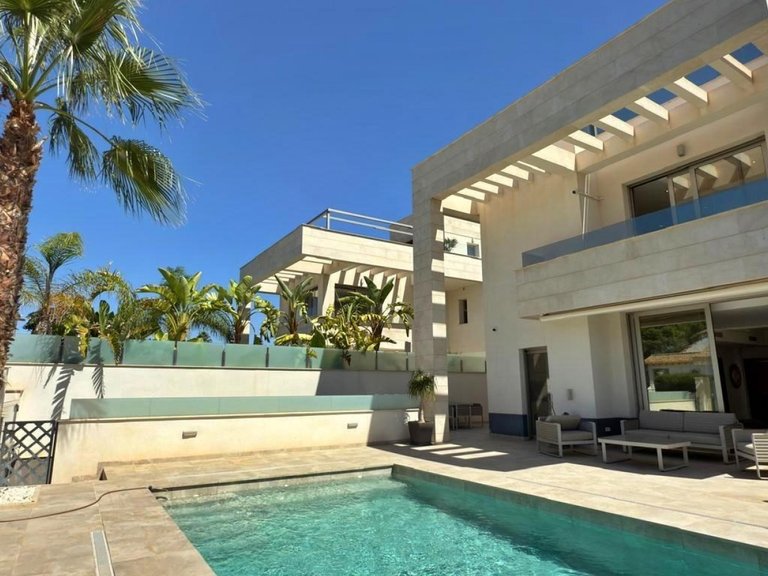 Villa for Sale in Orihuela Costa, Alicante 47
