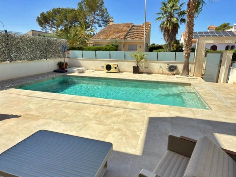 Villa for Sale in Orihuela Costa, Alicante 50