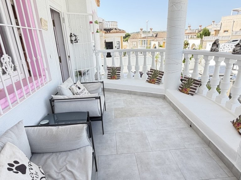 Villa for Sale in San Miguel De Salinas, Alicante 7