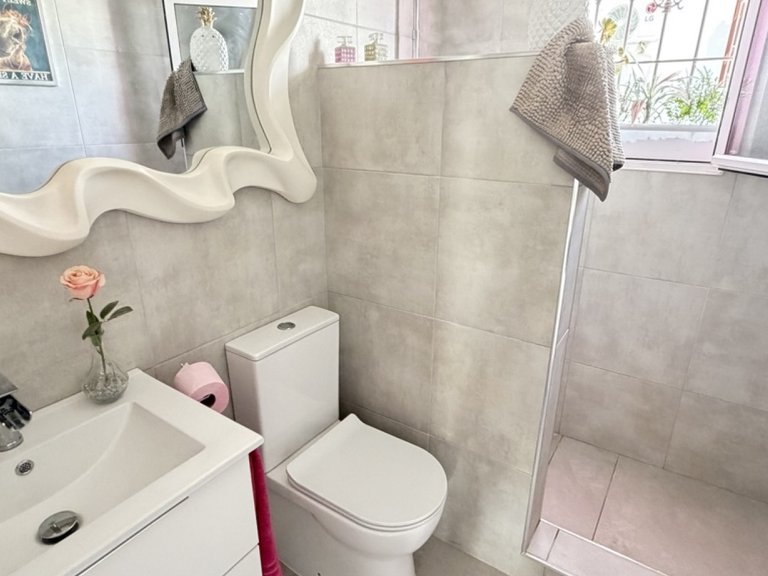 Villa for Sale in San Miguel De Salinas, Alicante 13