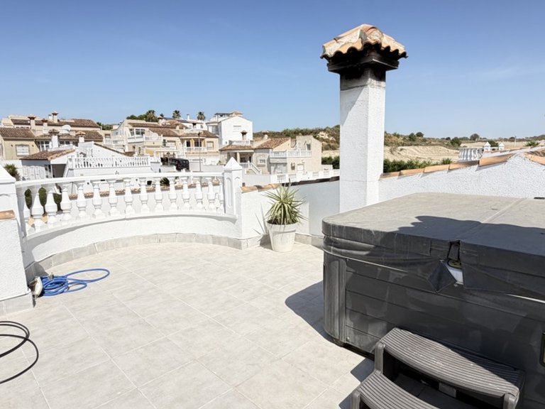 Villa for Sale in San Miguel De Salinas, Alicante 26