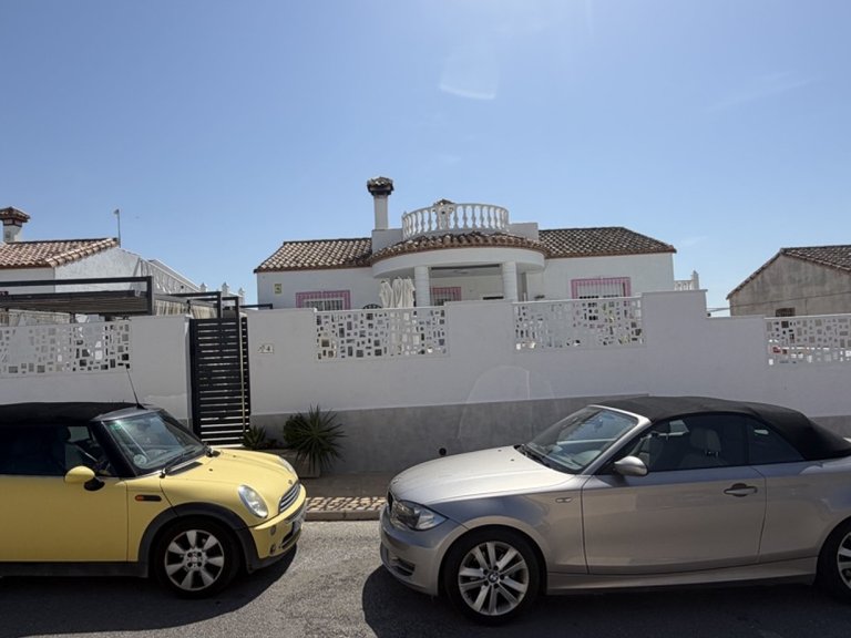 Villa for Sale in San Miguel De Salinas, Alicante 31