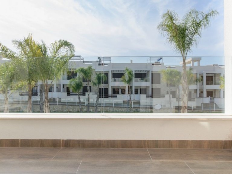 Villa for Sale in Torrevieja, Alicante 1