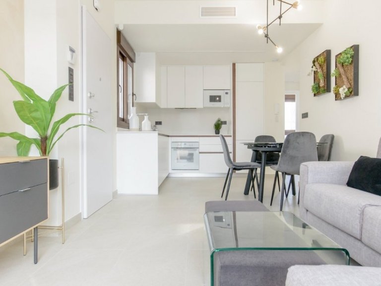 Villa for Sale in Torrevieja, Alicante 2