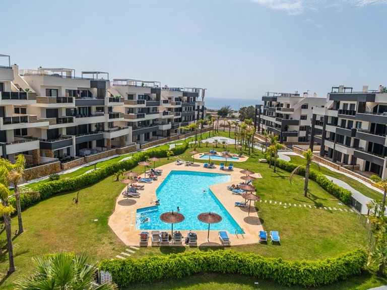Apartment for Sale in Torrevieja, Alicante 1