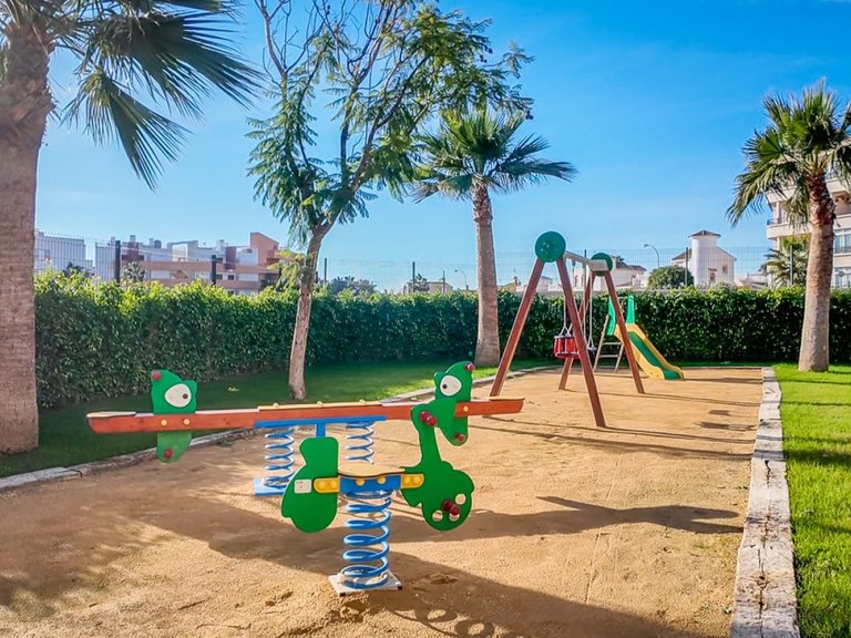 Apartment for Sale in Torrevieja, Alicante 20