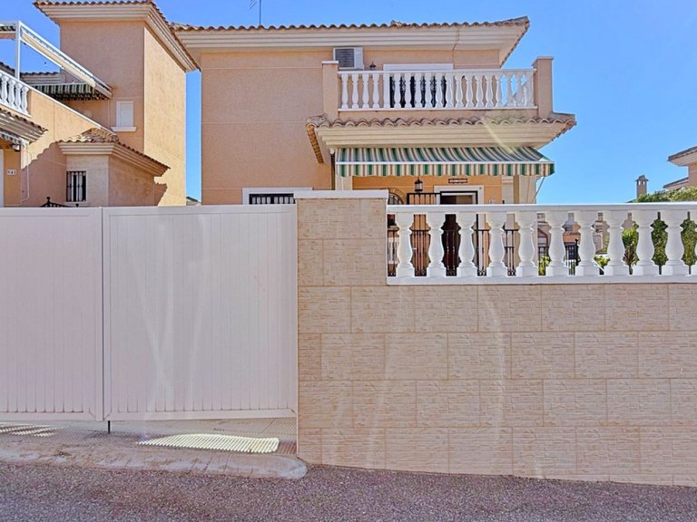 Villa for Sale in Orihuela, Alicante 2