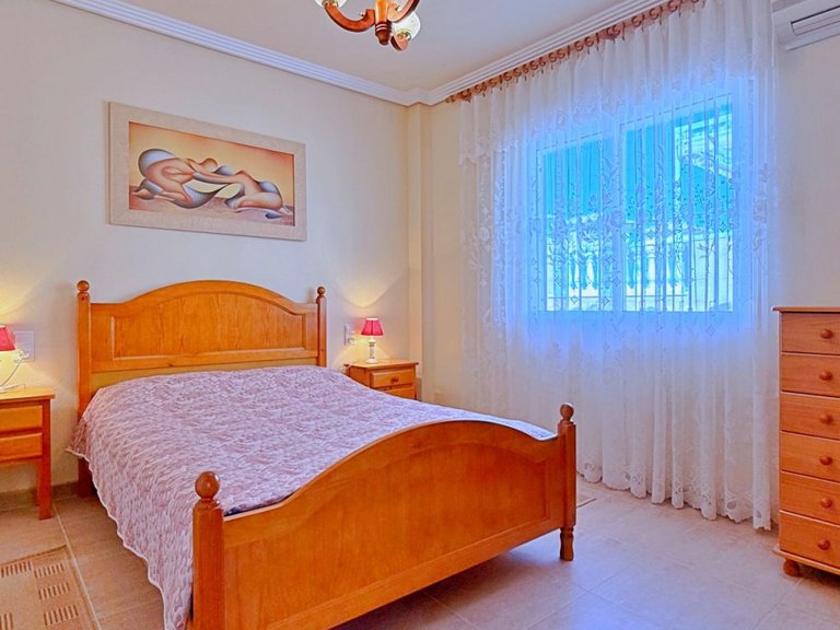 Villa for Sale in Orihuela, Alicante 34