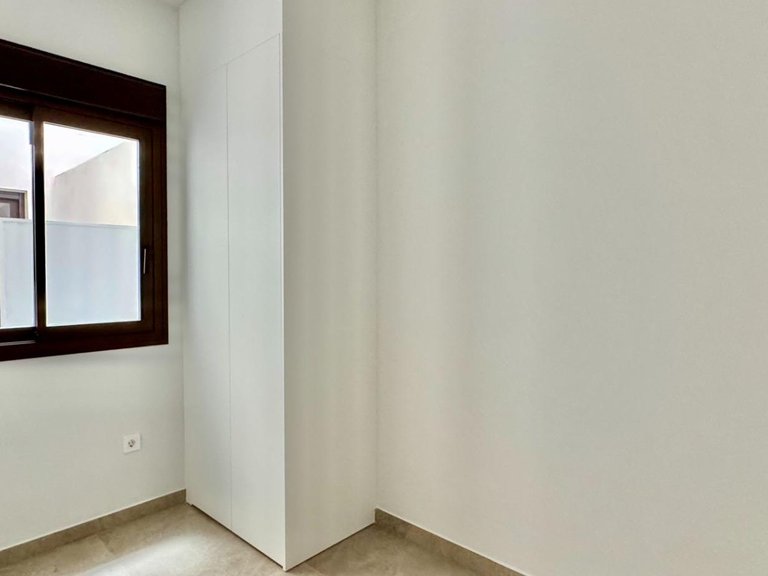 Apartment for Sale in Torrevieja, Alicante 7