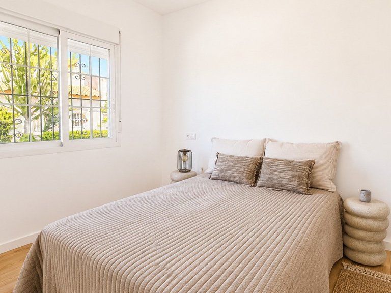 Town House for Sale in Orihuela Costa, Alicante 22