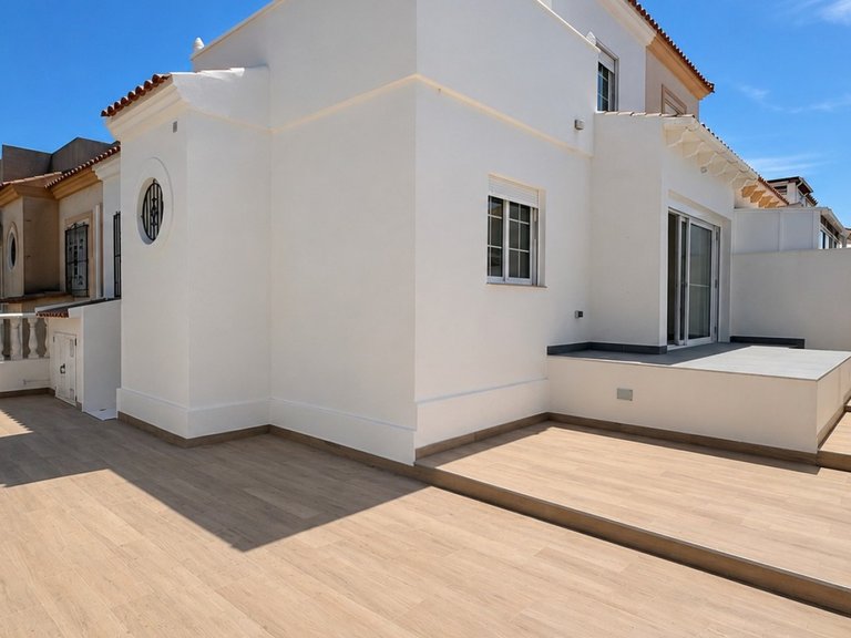 Town House for Sale in Orihuela Costa, Alicante 2