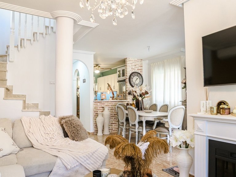 Villa for Sale in Guardamar Del Segura, Alicante 8