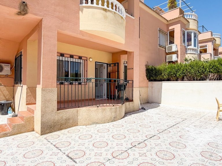 Apartment for Sale in Orihuela Costa, Alicante 32