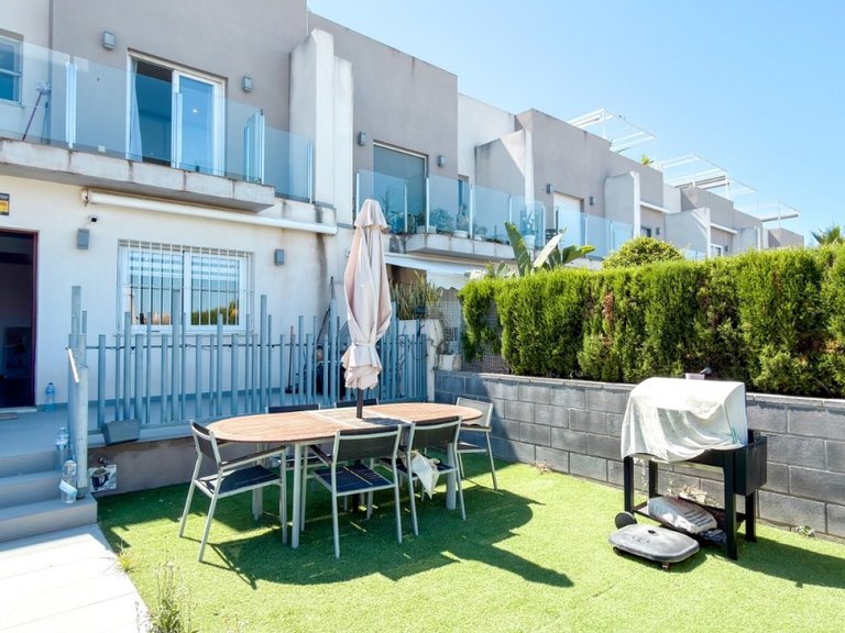 Villa for Sale in Torrevieja, Alicante 2