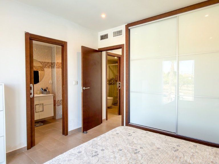 Villa for Sale in Torrevieja, Alicante 21